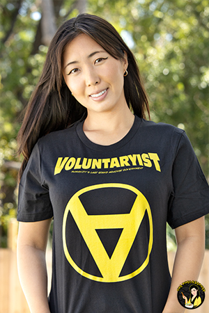 voluntaryist hero symbol tee